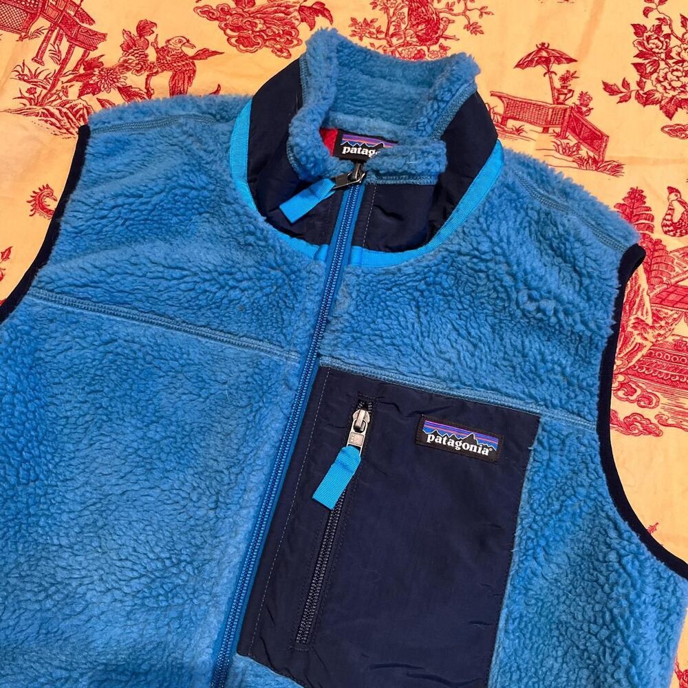 Patagonia Turquoise Deep Pile Full Zip Women’s Medium Sherpa Vest!! - Picture 2 of 5
